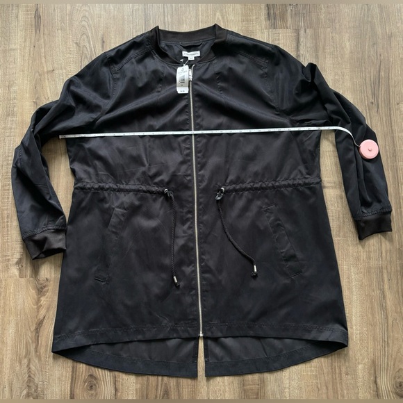 Plus size jacket - Picture 4 of 4